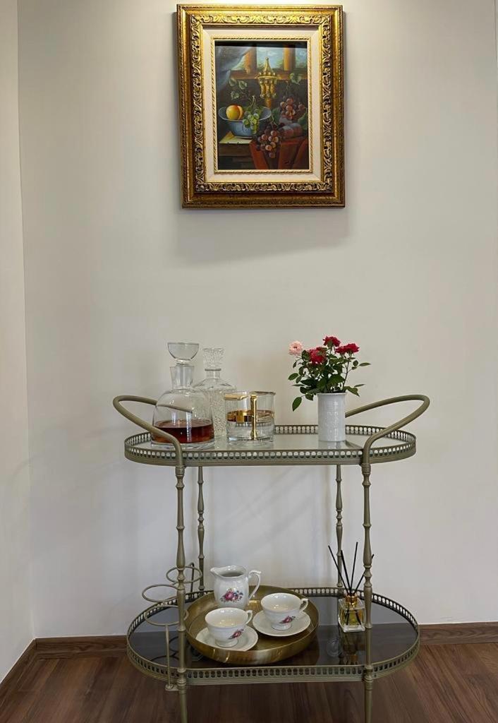 Novi'S Luxury Apartment 2 Gjirokastra Kültér fotó